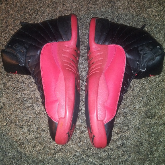 Air Jordan 12- Red/Black- 130690 061- size 12 male - Picture 7 of 7